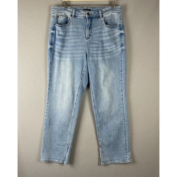 Universal Standard Straight Jeans Womens 14 Lightwash High Rise Faded NWT - Picture 1 of 16